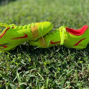 Nike mercurial cleats